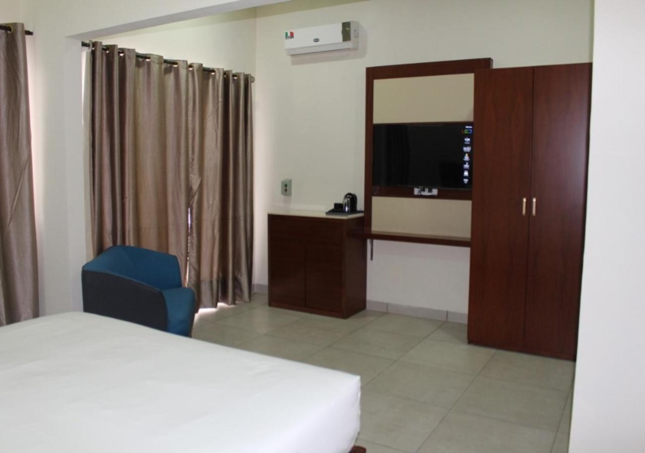Ixoras Hotel Kinshasa Exteriér fotografie