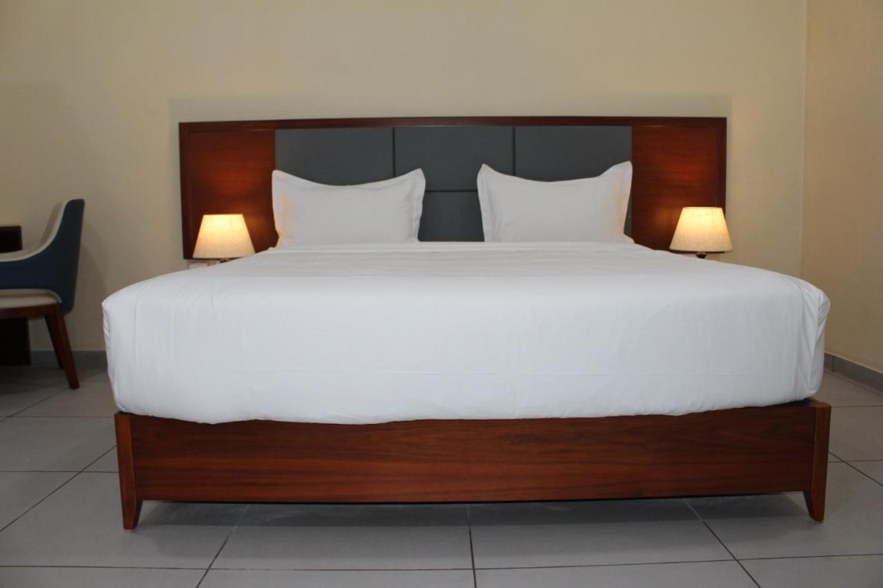 Ixoras Hotel Kinshasa Exteriér fotografie
