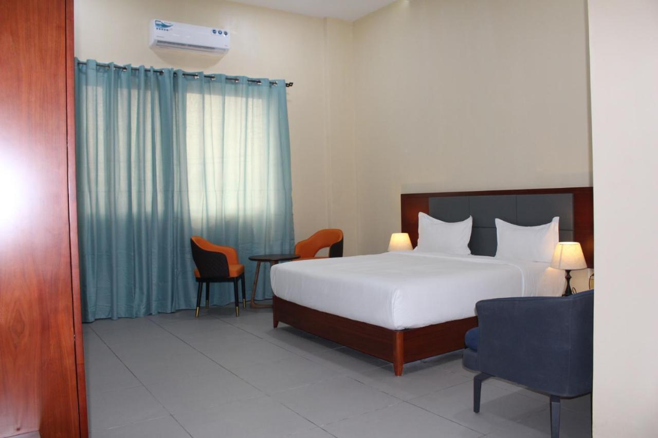 Ixoras Hotel Kinshasa Exteriér fotografie